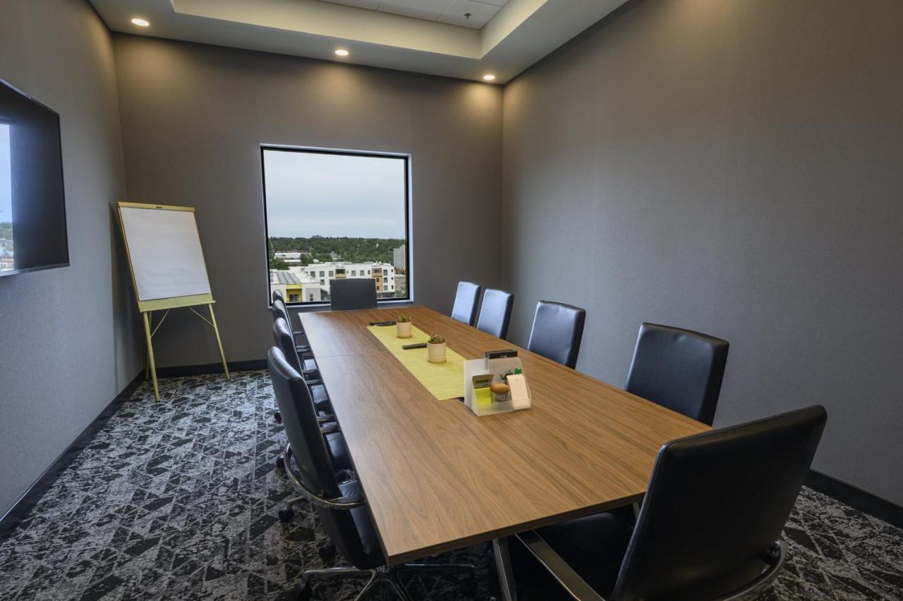 Springhill Suites By Marriott Colorado Springs Downtown Екстер'єр фото